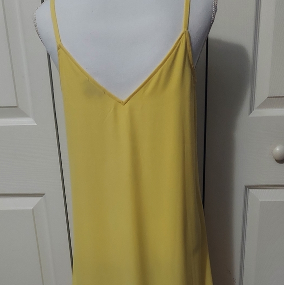 Dress - Picture 8 of 8